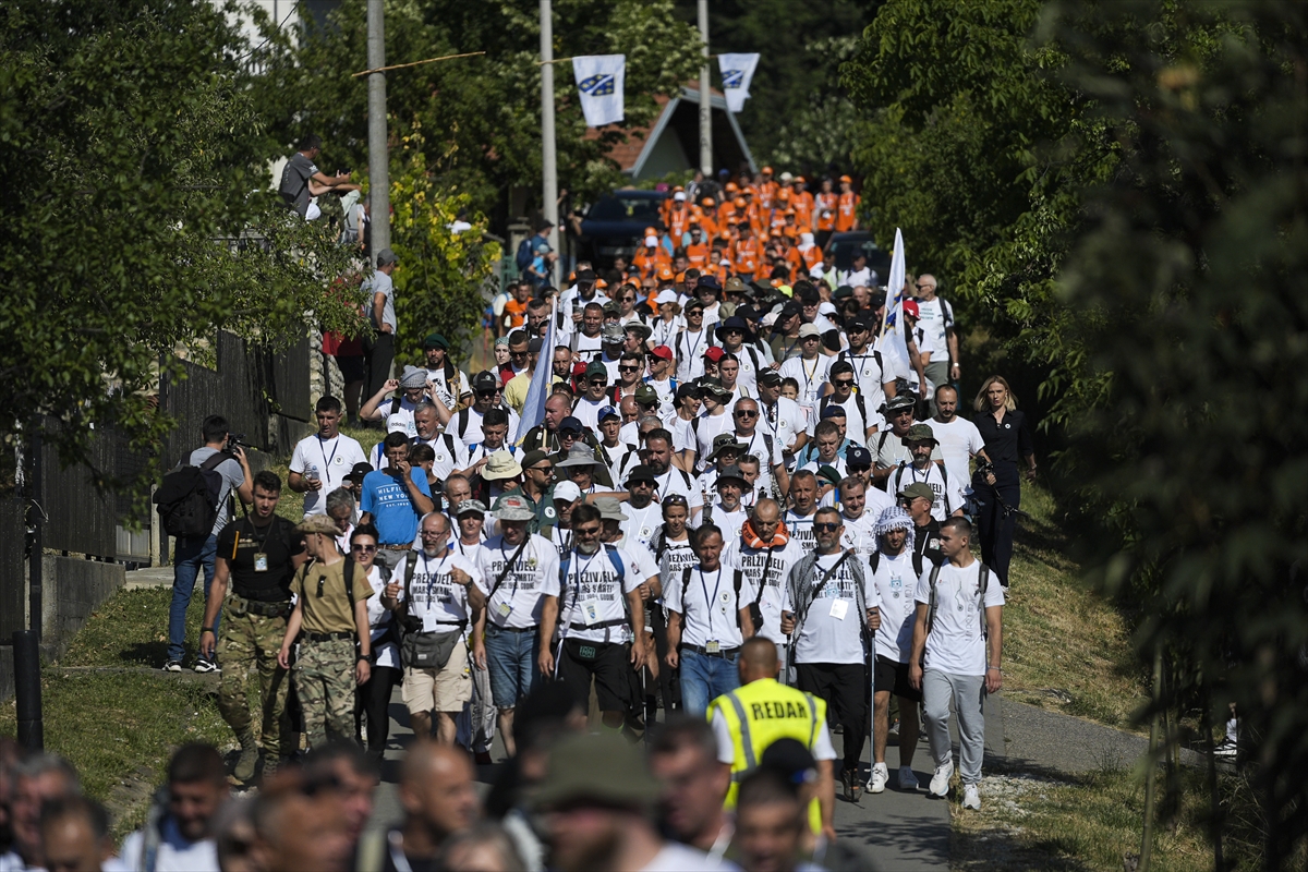 Srebrenitsa'da tarihi yürüyüş bir kez daha yapılıyor