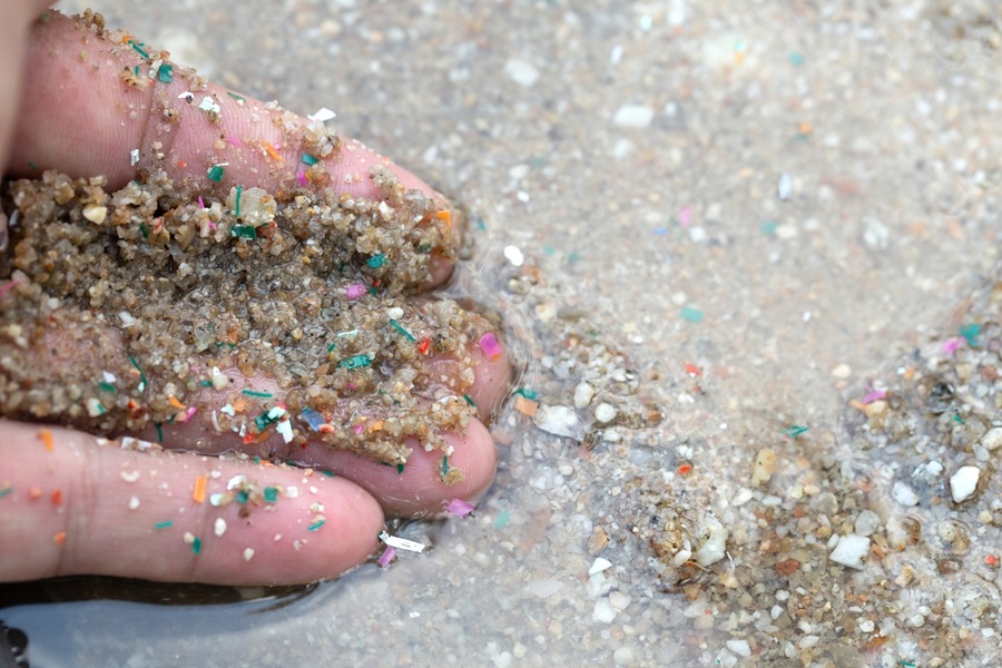 Okyanuslar mikroplastiklerle dolu 