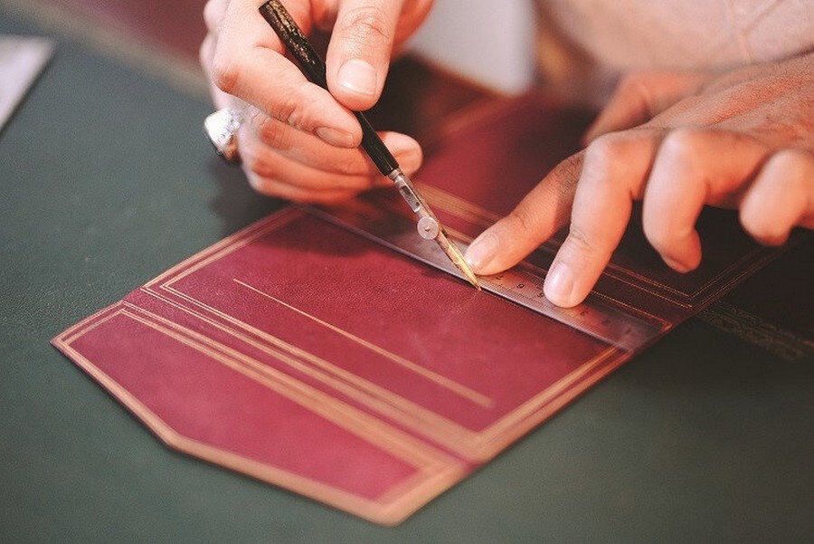 Kur’an bakımını yapan mücellitler