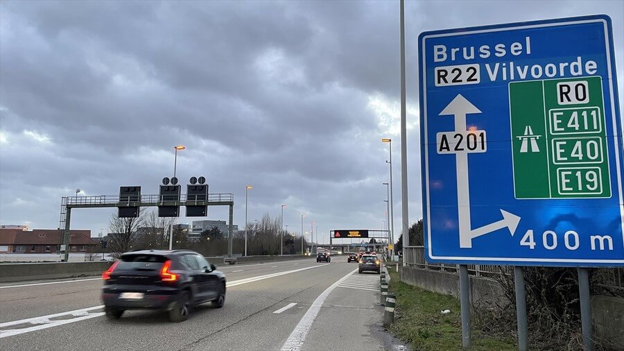 Brexit nedeniyle 2 bin 285 kişi AB'den sınır dışı edildi