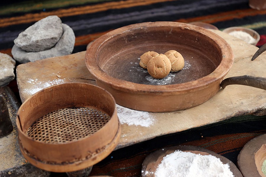 Çatalhöyük'te 8 bin 600 yıl öncesinin ekmek tarifi uygulandı