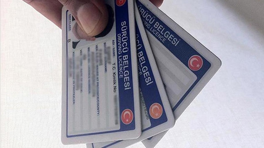 Ehliyet yenileme süreleri uzatılmayacak