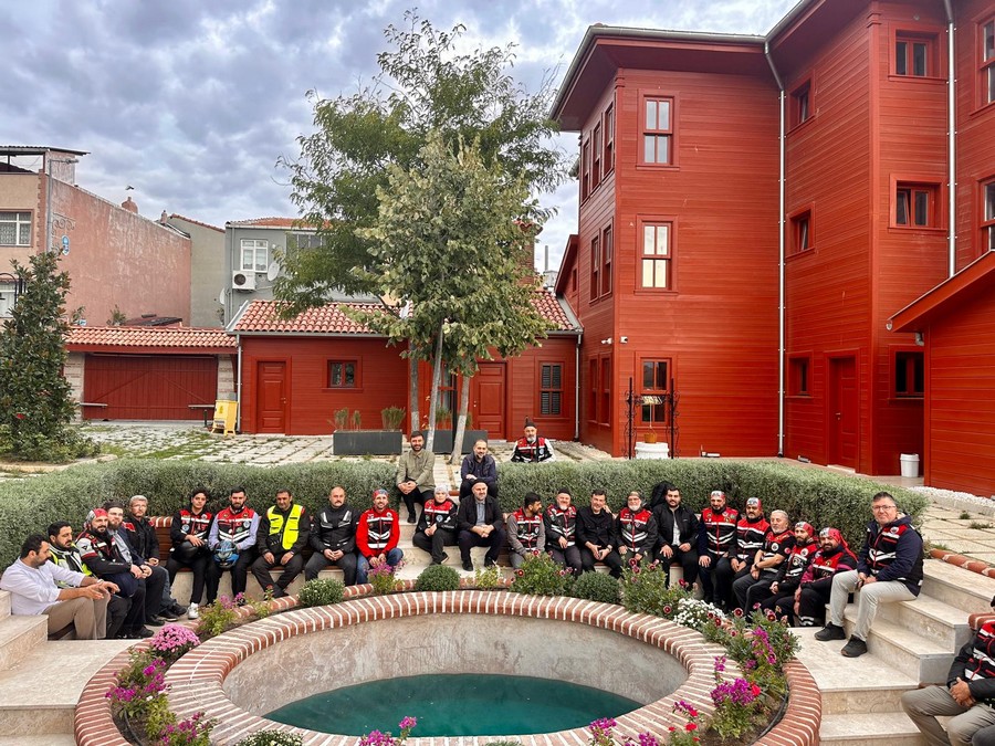 Murad-ı Buhari Tekkesi motosiklet tutkunlarını ağırladı