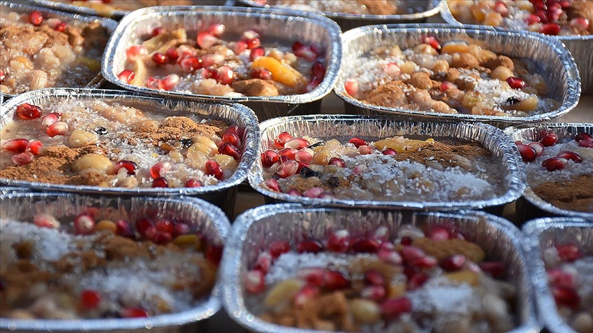 Bereketin ve paylaşmanın sembolü, Aşure