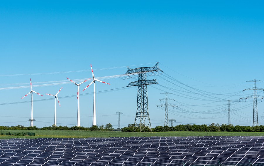 ­Güneş ve rüzgardan elektrik üretimi Türkiye’de ilk kez kömürü geride bıraktı