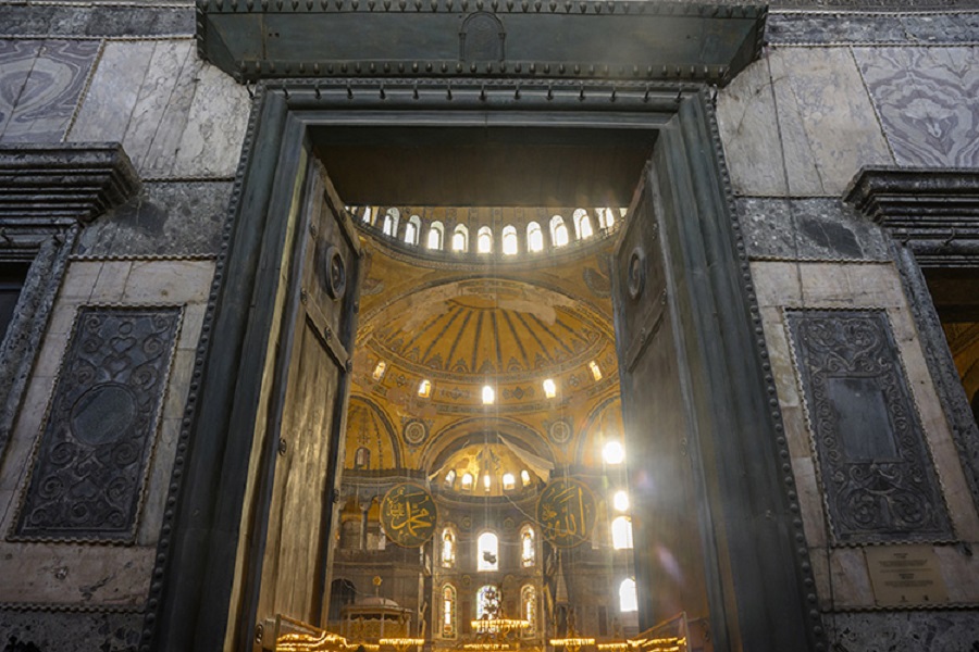 Ayasofya doğal taş müzesi gibi