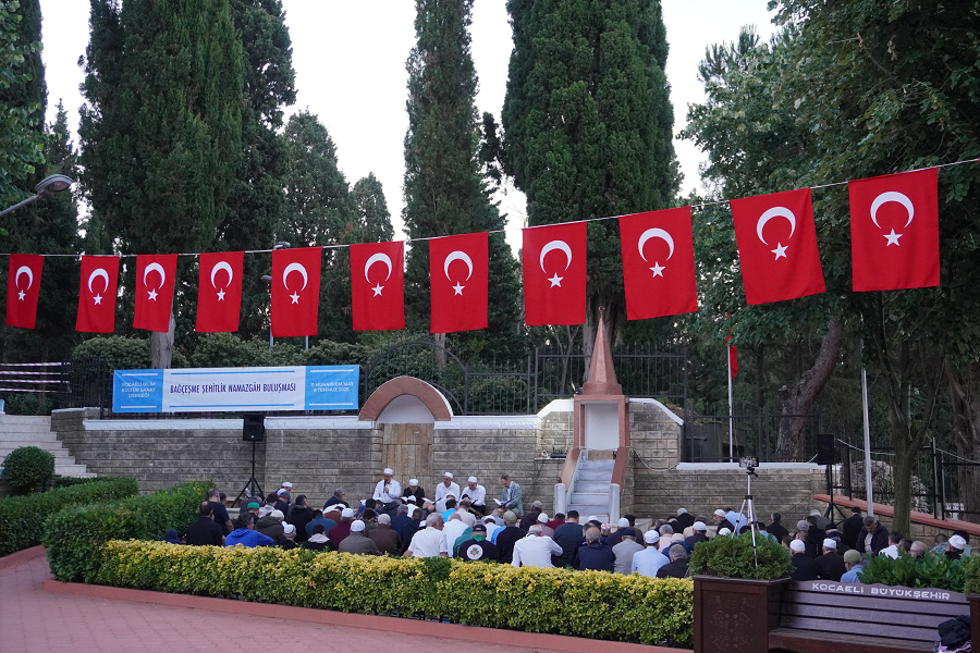 Kocaeli Şehitlik Namazgâhı’nda Dua ve İşrak Buluşması Gerçekleşti