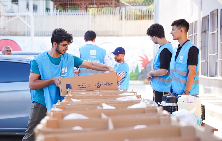 MEC Vakfı Kurban Organizasyonunda Türkiye dağıtımları devam ediyor