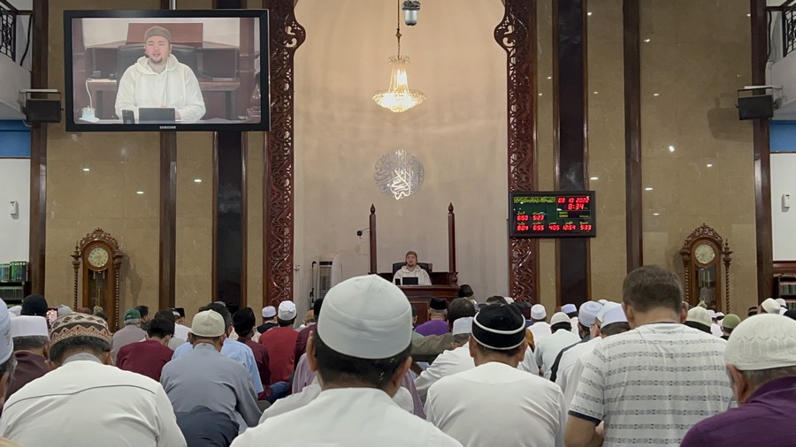 Singapur’da yediden yetmişe Mevlid heyecanı