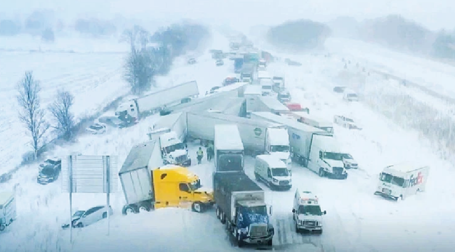 ABD’de zincirleme kaza: 100 araç birbirine girdi