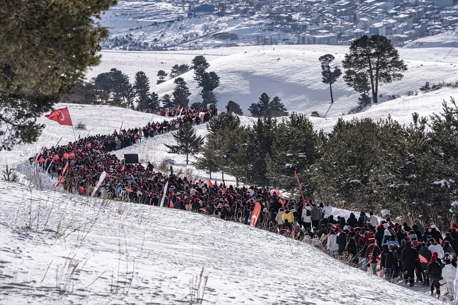 111. yılında binlerce genç Sarıkamış'a yürüdü