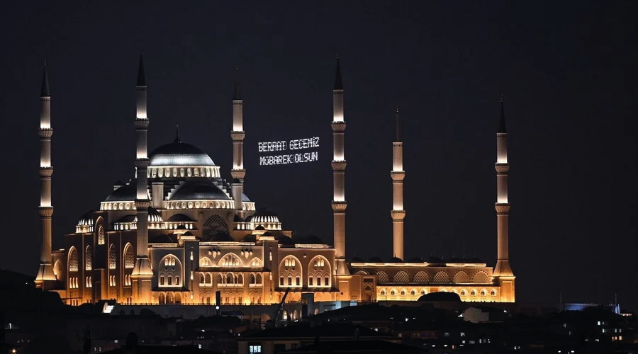 Berat Kandili dualarla idrak edildi