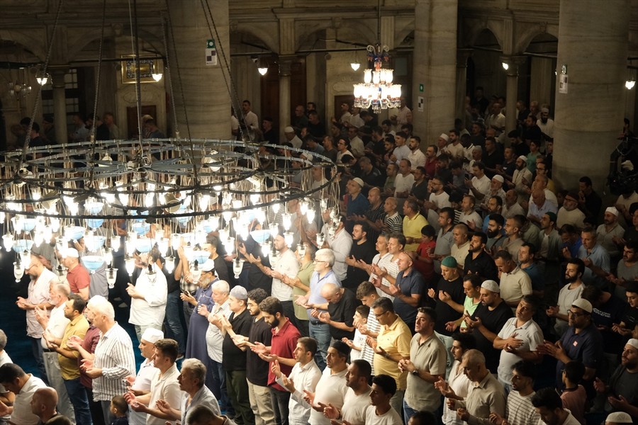 Mevlid Kandili dualarla idrak edildi