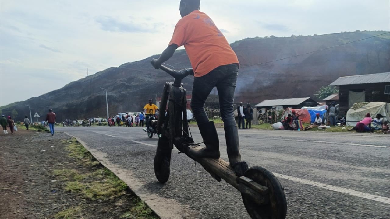 Afrika’nın ahşap skuter icadı: Chukudu