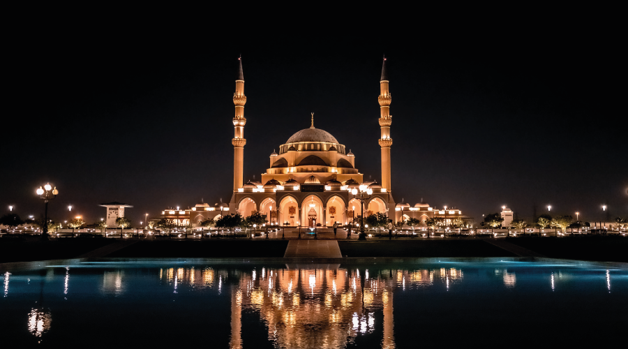 ­Bin Aydan Khayırlı; Kadir Gecesi