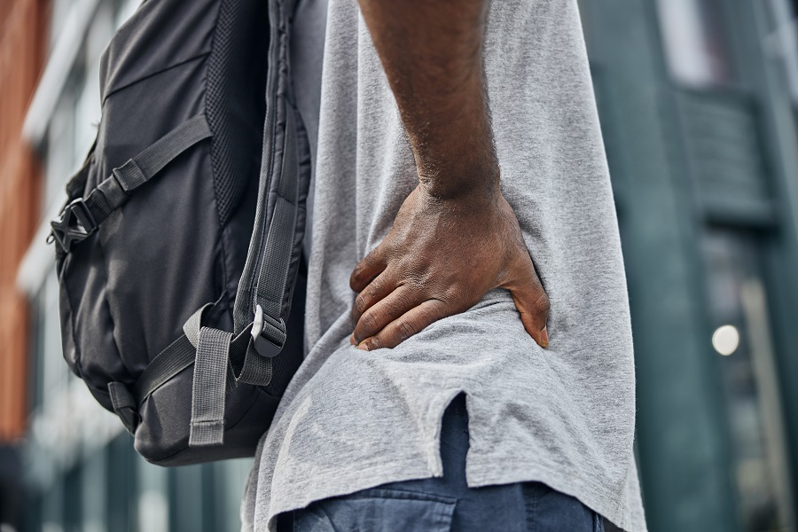 Skolyozu önlemenin yolu, kasları güçlendirmek