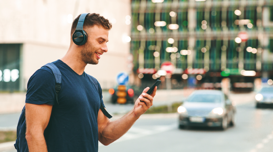 ­Trafikte gizli tehlike: Kulaklıklar