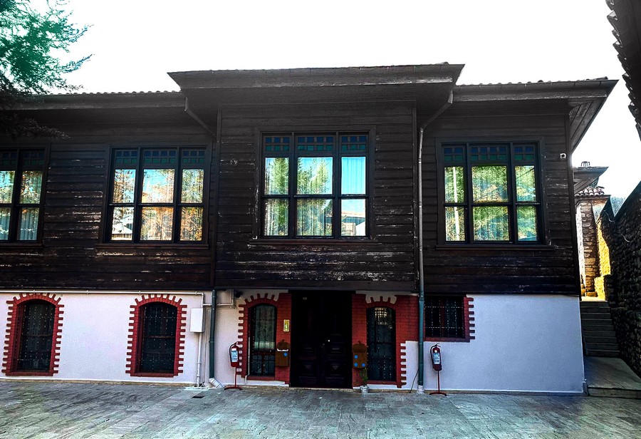 İstanbul’un kalbinde müstesna bir mekan; Mustafa Selami Efendi Tekkesi