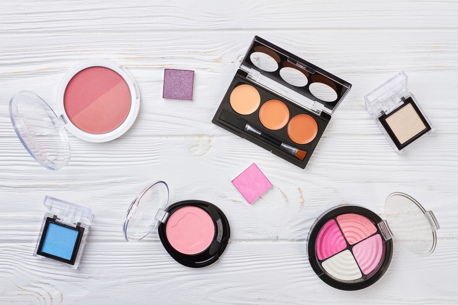 Kozmetik ürünler çocukların ve ergenlerin cildini tahrip ediyor