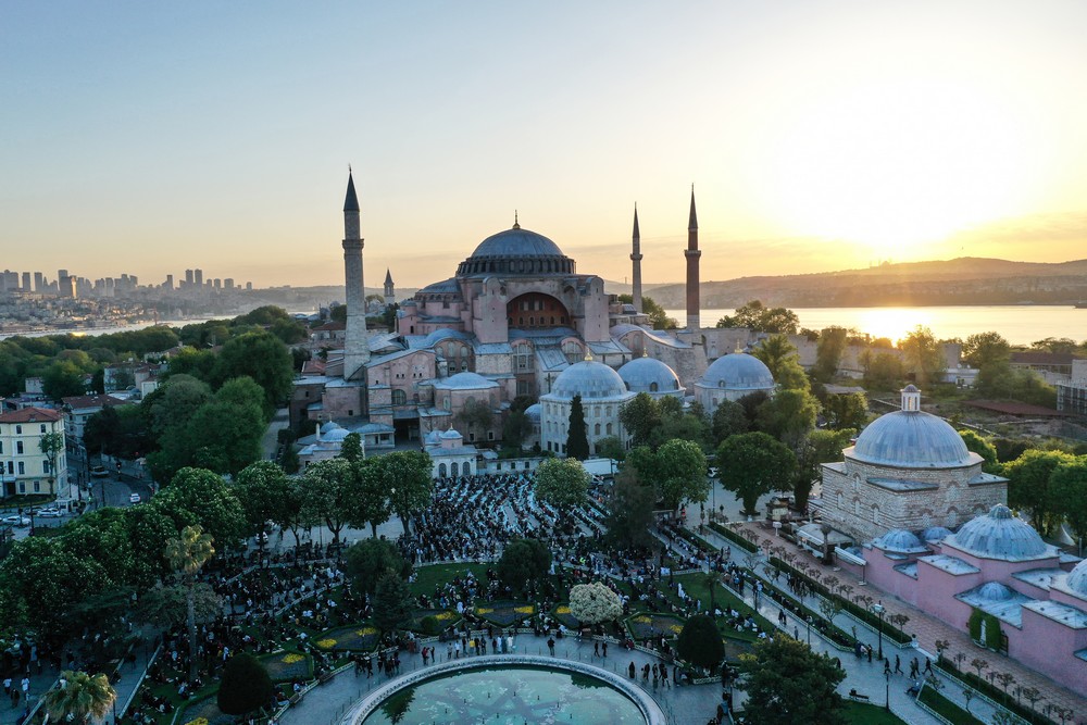 Ayasofya'da 87 yıl sonra bayram namazı 