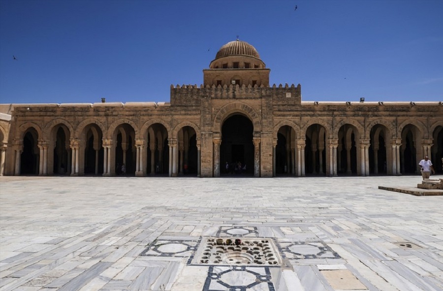 Tunus ta ezan sesinin ilk yükseldiği cami, Kayravan